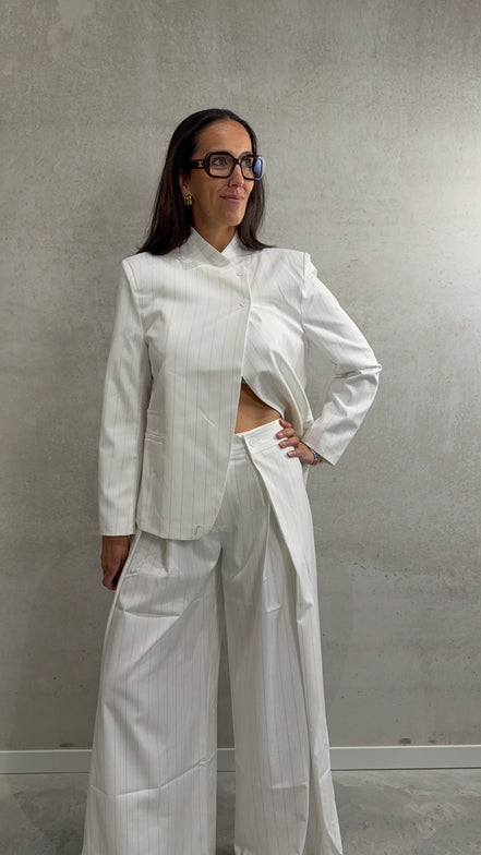Iconic stripe blazer | white
