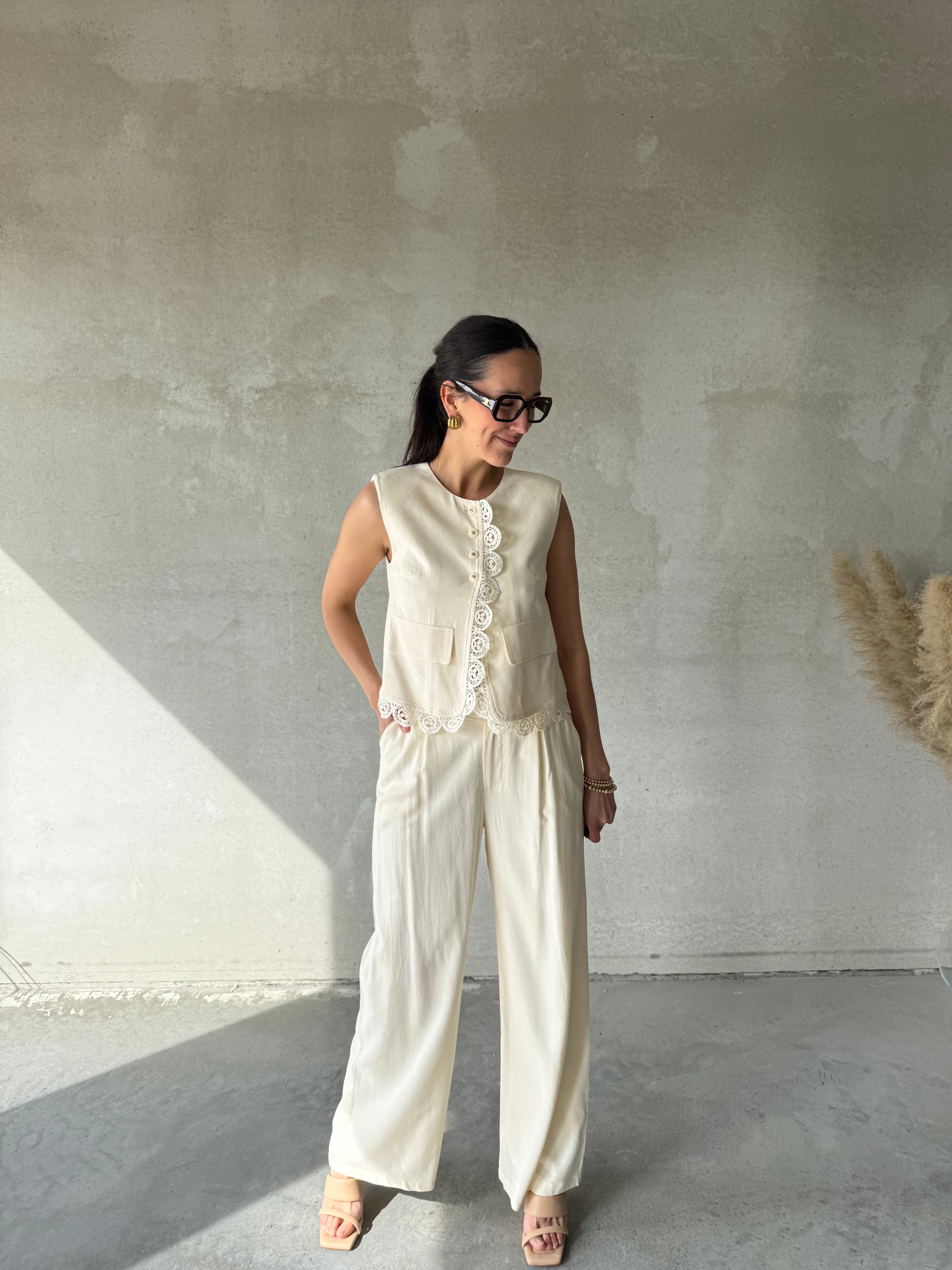 Louana Trousers | Beige