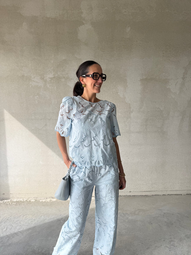 Meggan Blouse | Blue